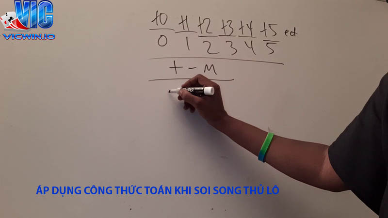 Áp dụng các công thức toán học